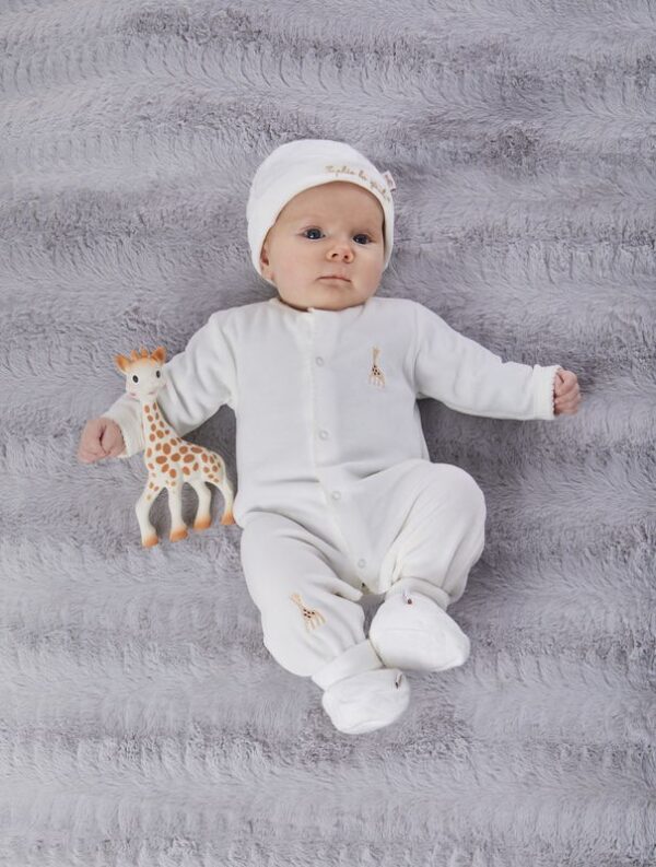 220129_-_So_pure_My_birth_outfit_Sophie_la_girafe_-_baby-small