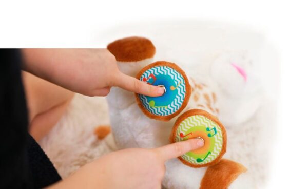 230806_-_Touch_and_play_music_plush_Sophie_la_girafe_-_sensors-small